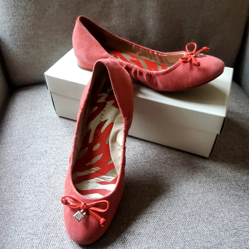 Anne Klein Coral Nubuck Leather Ballerina Flats Size 8